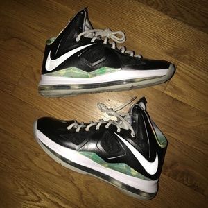Nike Lebron 10 X Prism Men Sz 8.5/Women 10 yeezy.1